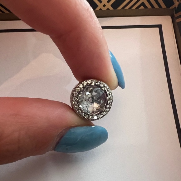 Pandora Retired Radiant Hearts charm with Clear Cubic Zirconia Stone - Picture 3 of 9